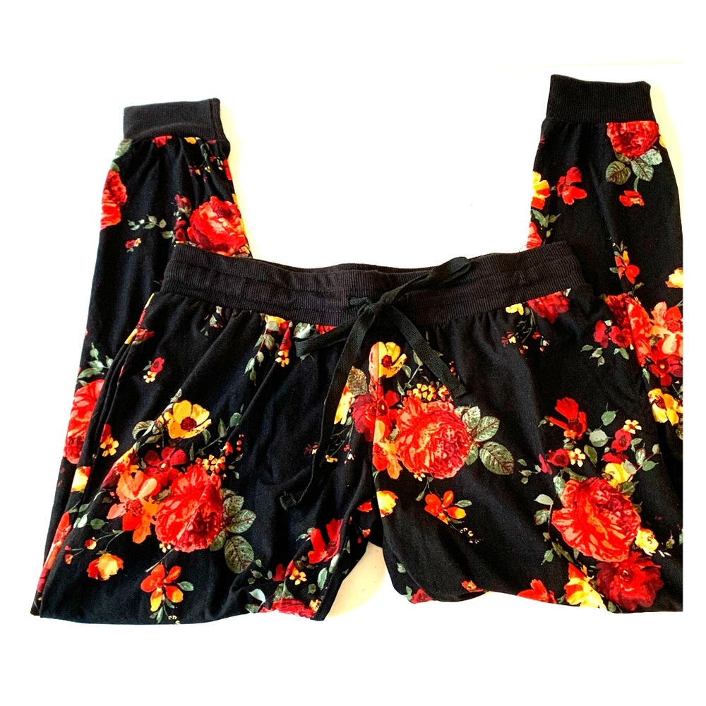 3 for $18 Derek Heart maternity elastic pajamas